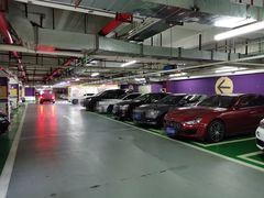 -皇庭广场-地下停车场