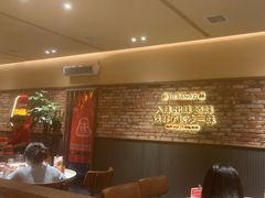 -铁胖子口碑长沙菜·龙虾烧烤(赤岗社区店)