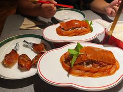 招牌香酥烤鸭-秀儿四九城·新京菜(亚运村鸟巢店)