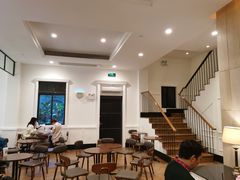 大堂-星巴克臻选(广州沙面店)