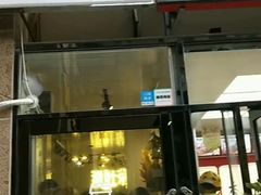 门面-夏叶茶(大光明店)