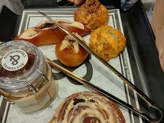 -BUTTERFUL&CREAMOROUS 黄油与面包(三里屯太古里店)
