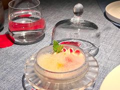 -弦月窗LUNETTE BY AMANDA(复兴路店)