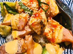 三文鱼牛油果饭-沼津港渔市(宏伊国际广场店)