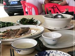 -源海渔村·现捞海鲜(大角湾店)
