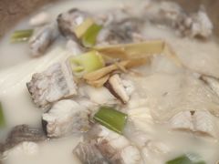 -滇香肴·云南菜蒸汽石锅鱼(云南北路店)