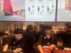 -霸王茶姬(上海静安大悦城店)