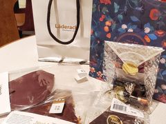 -Laderach 莱德拉(上海环贸iapm店)