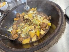 -粘豆包柴火铁锅炖