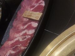 -山川小町·极番烧肉(新地假日广场店)