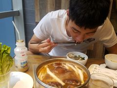 -怡人怡口牛排海鲜自助(飞龙大厦店)