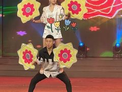 -南风大剧院莎梦二人转剧场