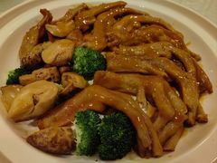 -金美华轩(东方路齐鲁店)