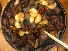 -老东镇啤酒屋海鲜加工·蒸汽海鲜·海鲜烧烤(台东店)