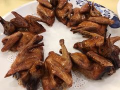 红烧乳鸽-中山国际酒店中餐厅