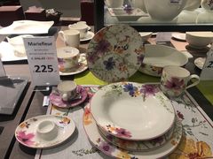 -卡斯特罗马诺名品奥特莱斯