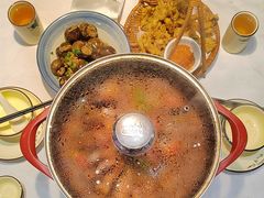 -刘姐啤酒鱼民族演艺餐厅(阳朔美食抗战路店)