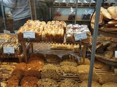 -苹果花园(南泉路店)