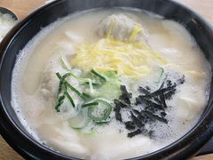 饺子年糕雪浓汤-神仙雪浓汤(弘大店)