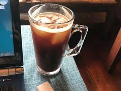 -一米阳光咖啡店(百通尚风尚水店)