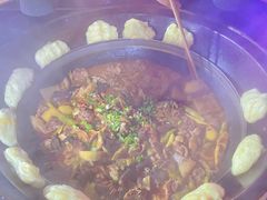 -小辣椒汤锅烧烤(温泉南街店)