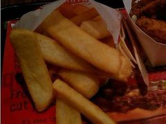 薯条-FATBURGER 特富客汉堡(外交公寓店)