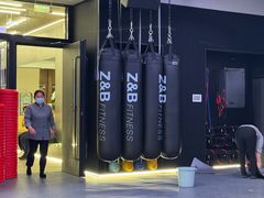 -Z&B Fitness Studio·Gym(前滩L+PLAZA店)