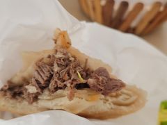 -闫家驴肉老店(华电一校店)