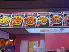 -钢管厂五区小郡肝串串香(滨江店)