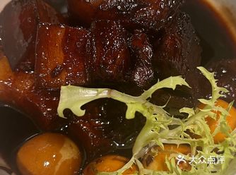 他家红烧肉也太好吃了吧