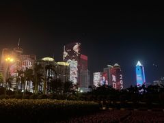 -万绿园