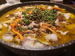 -山城外·非遗酸菜鱼(财富中心店)