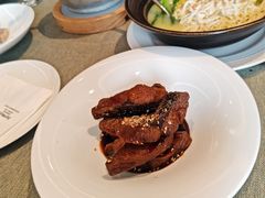 -湖影中餐厅·南京金茂威斯汀大酒店