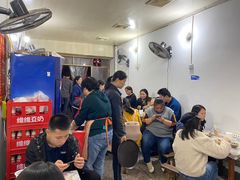 等位区-卫卫麻辣烫(建设新村路店)