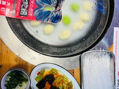 -山河屯铁锅炖·非遗东北菜(南山店)