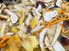 -菌之家·专业纯野生菌火锅·特色炒菌