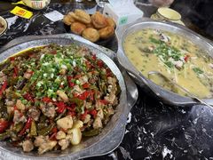 -廖哥泡椒兔(峨眉店)