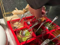 -领鲜天下·焗海鲜·花胶鸡(天目里店)