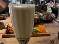 -湊湊火锅·茶憩(杭州湖滨银泰in77店)