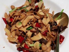 -关东小磨东北菜(漕河泾印象城店)