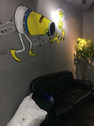 -茶发Salon·烫发染发理发