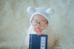-小熊维尼高端孕婴摄影(清湖金銮店)