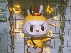 -泡泡玛特POPMART(上海环球港店)