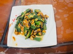 -铁路江上俱乐部