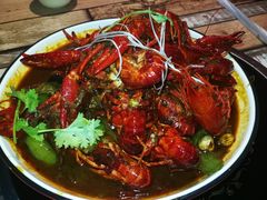 -虾弄弄海派小龙虾·牛羊蝎子火锅