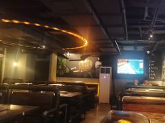 -麦凯伦烧烤·精酿超级工厂店(金桥总店)