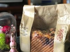 -红宝石·鲜奶小方·海派西点房(南丹店)