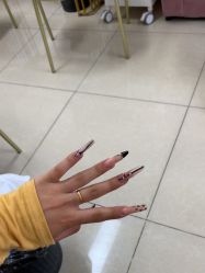 -尤米一站式美甲美睫