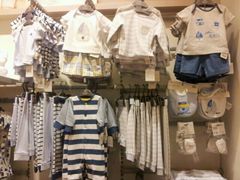 -H&M(天一广场店)