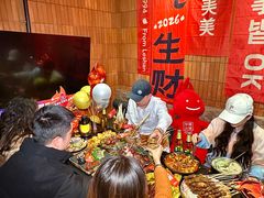 -何师烧烤Pro ·江湖川菜·小龙虾·精酿(太古里旗舰店)